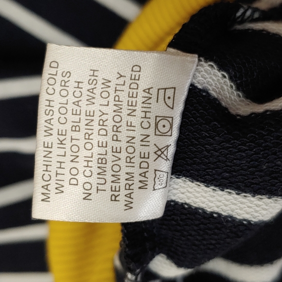 Coco and Main Women's Size Small Long Sleeve Button Down Top - Picture 8 of 8